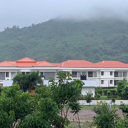 Apartamento Mizzle Exotica Lonavala Exterior foto