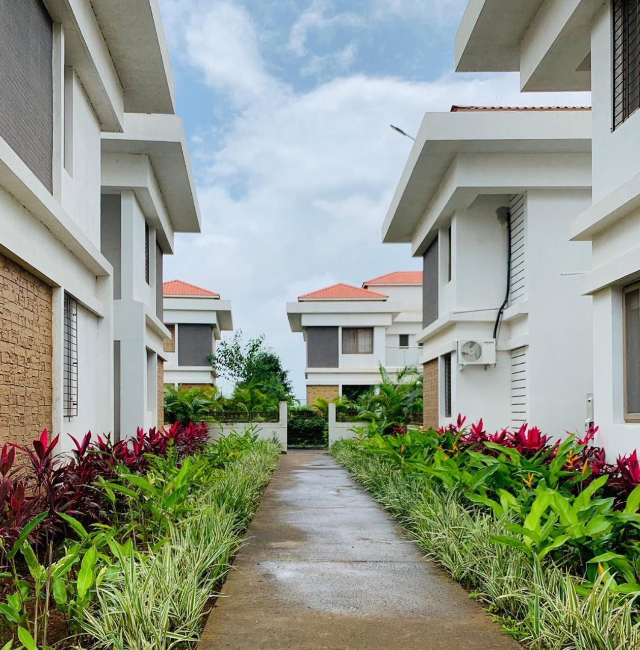 Apartamento Mizzle Exotica Lonavala Exterior foto