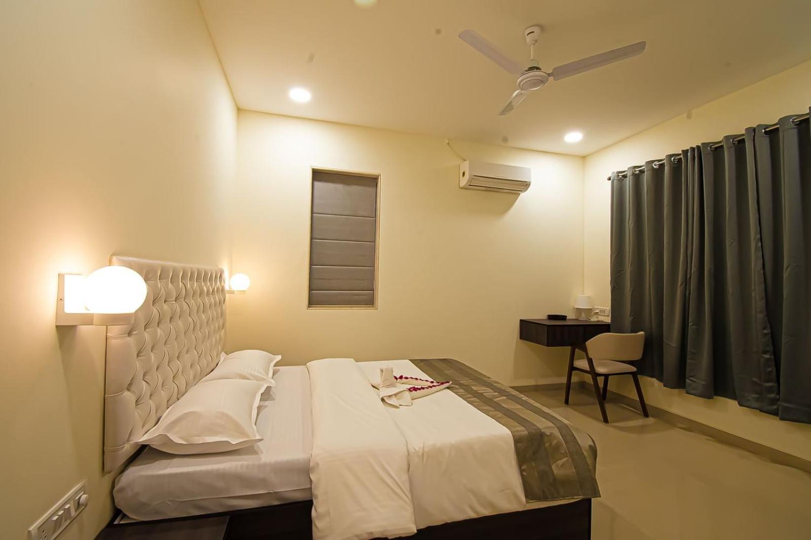 Apartamento Mizzle Exotica Lonavala Exterior foto