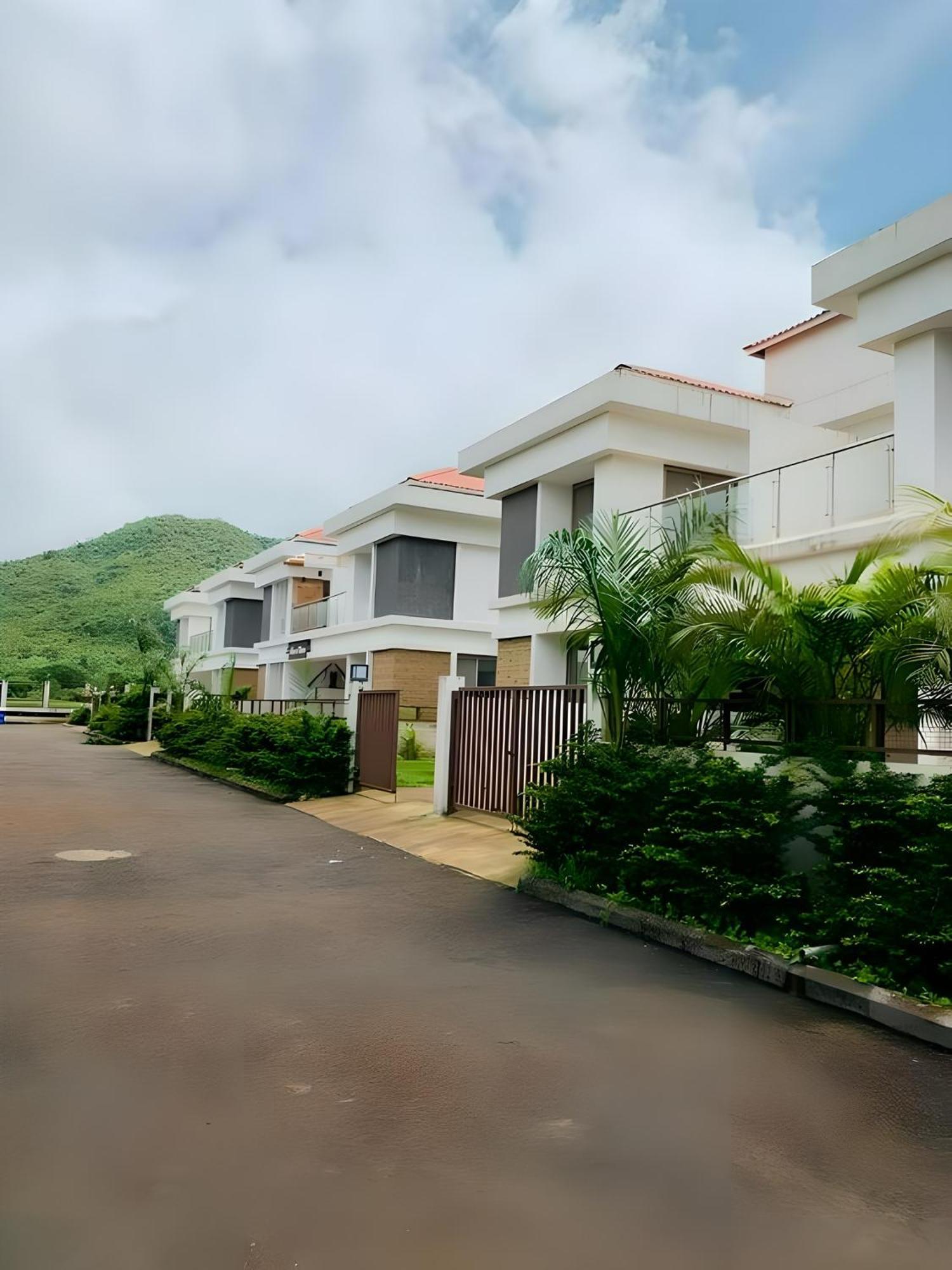 Apartamento Mizzle Exotica Lonavala Exterior foto