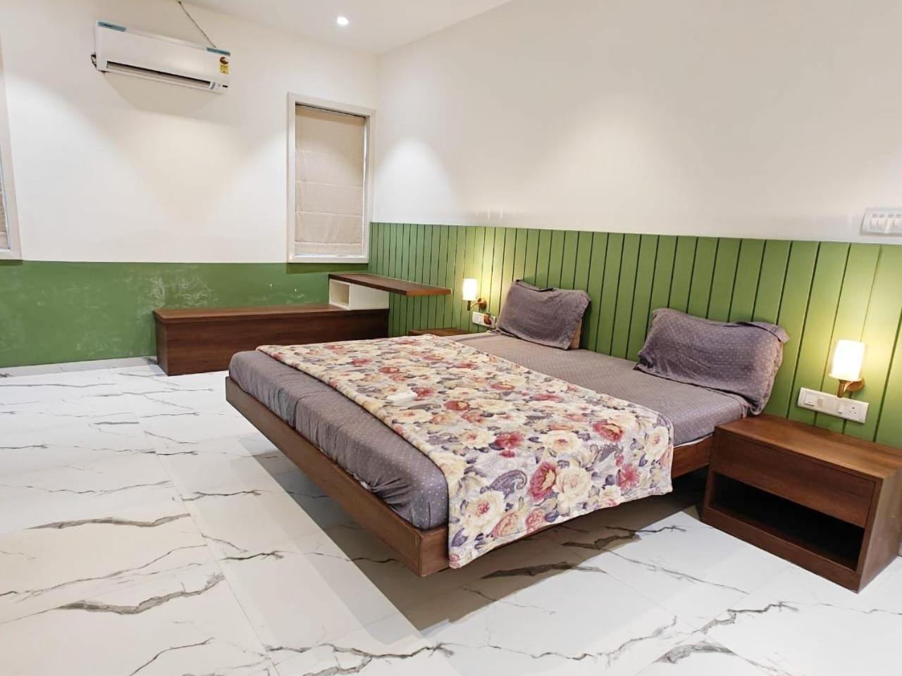 Apartamento Mizzle Exotica Lonavala Exterior foto